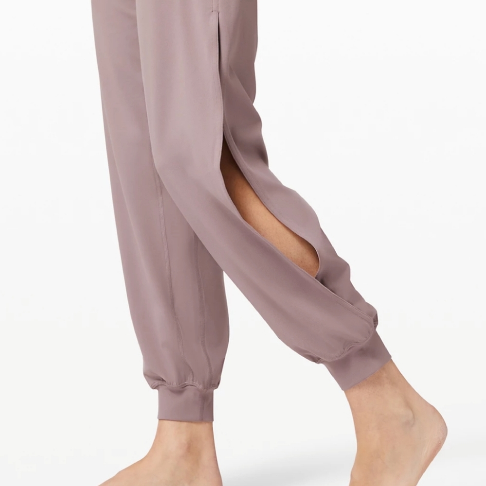New Lululemon Align Joggers